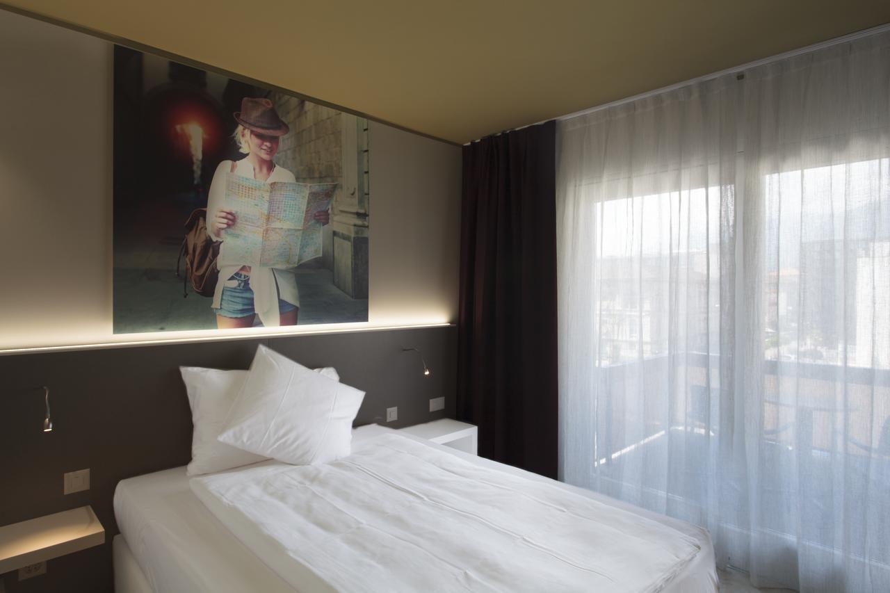 Hotel City Локарно Екстер'єр фото