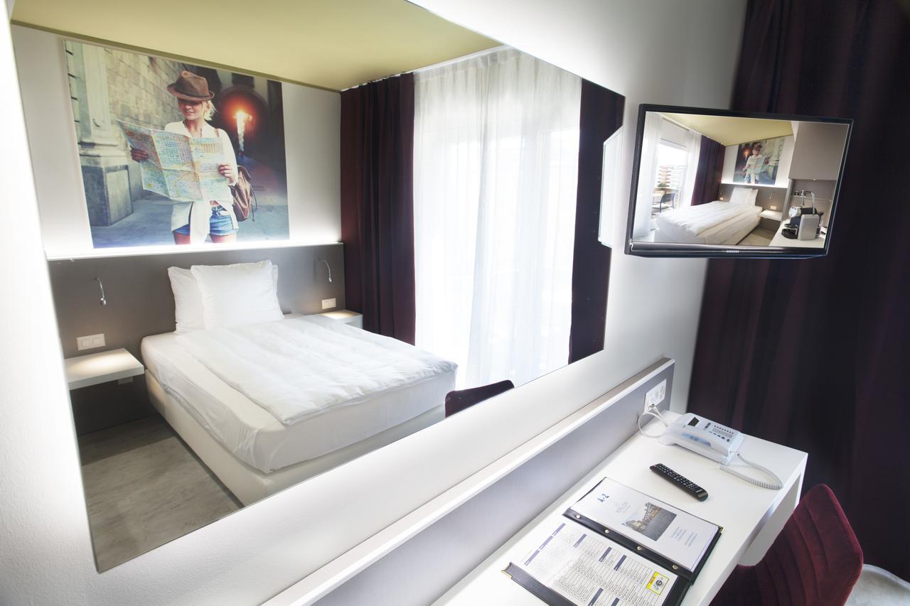 Hotel City Локарно Екстер'єр фото